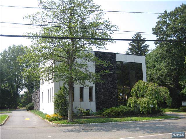 207 Washington Street - Photo 1