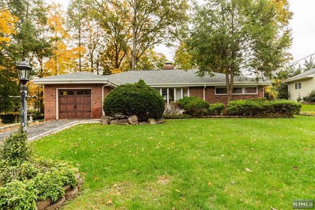 44 Woodmere Lane - Photo 1
