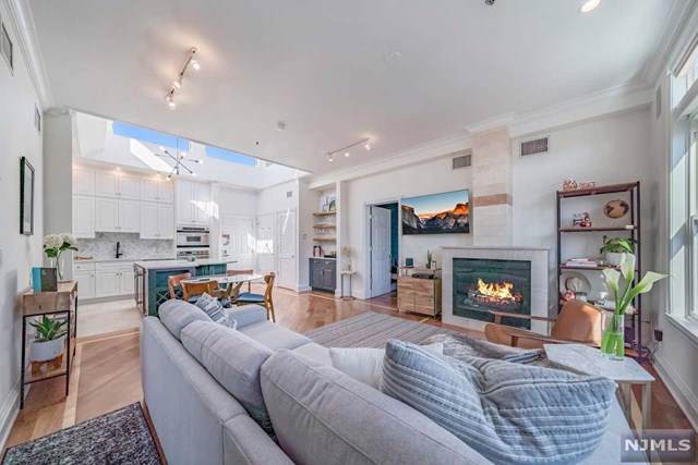 915 Madison Street - Photo 1