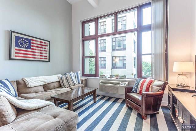1500 Hudson Street - Photo 1