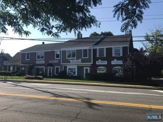 300 Franklin Avenue - Photo 1