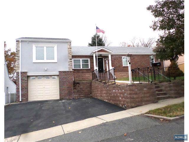 100 Locust Avenue - Photo 1