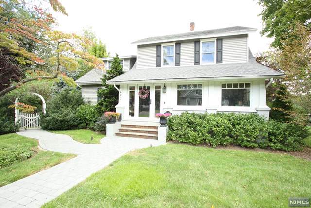 629 Ackerman Avenue - Photo 1