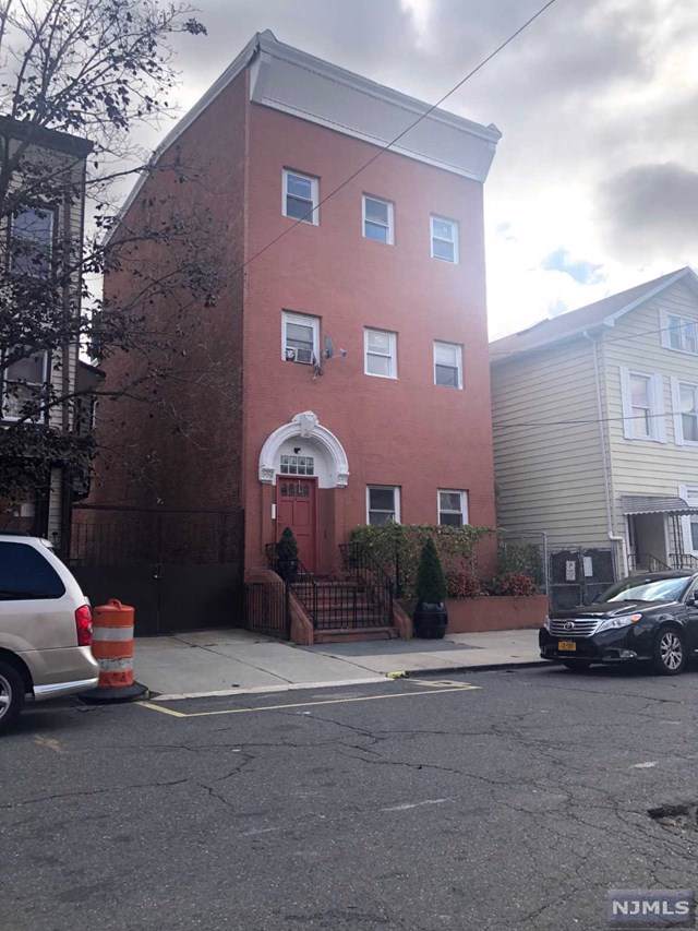 78 Columbia Street - Photo 1