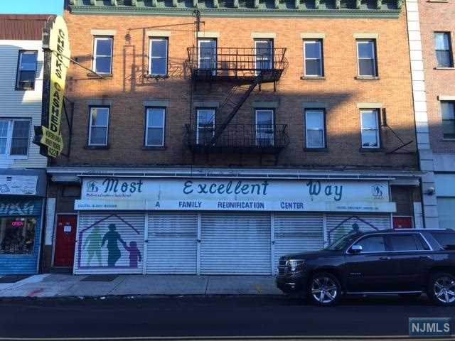 422-426 Martin Luther King Drive - Photo 1