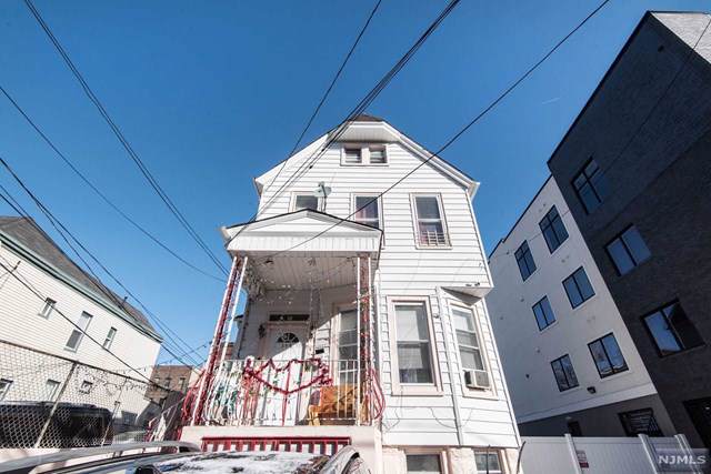 308 8th Street - Photo 1