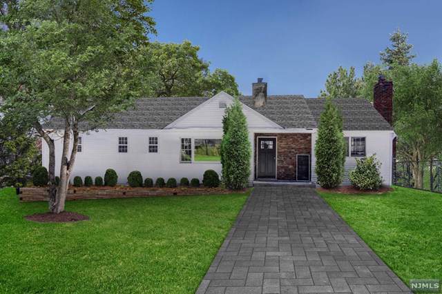 27 Grandview Avenue - Photo 1