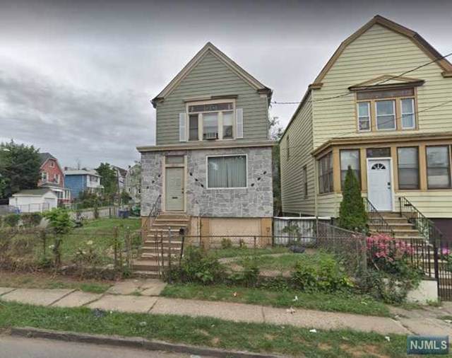 188-192 Maple Avenue - Photo 1