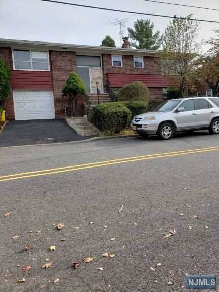 274 10th Street - Photo 1