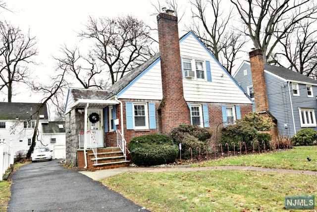 181 Elm Avenue - Photo 1