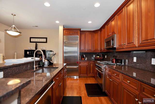 7400 River Road - Photo 1