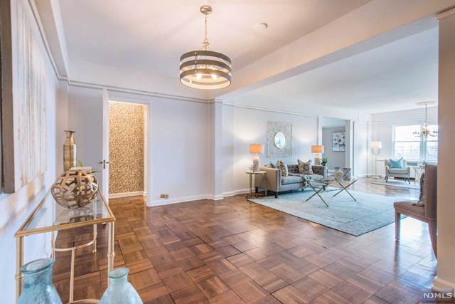 10 Crestmont Road - Photo 1