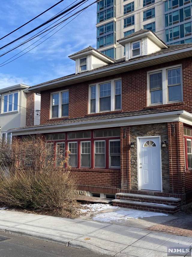 6 Glen Street - Photo 1