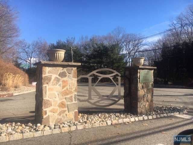 67 Glen Road - Photo 1