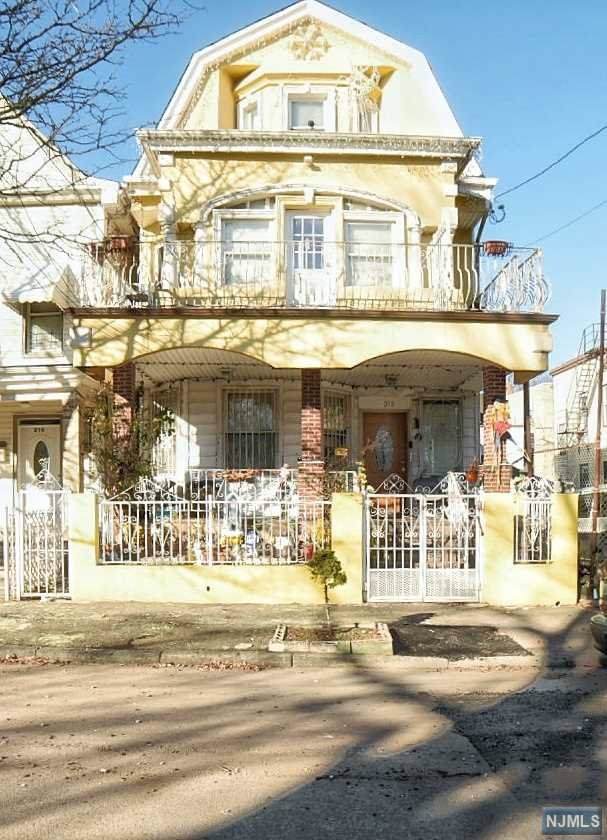 218 3rd Street - Photo 1