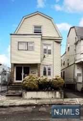 195 13th Street - Photo 1