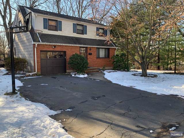73 Ross Avenue - Photo 1