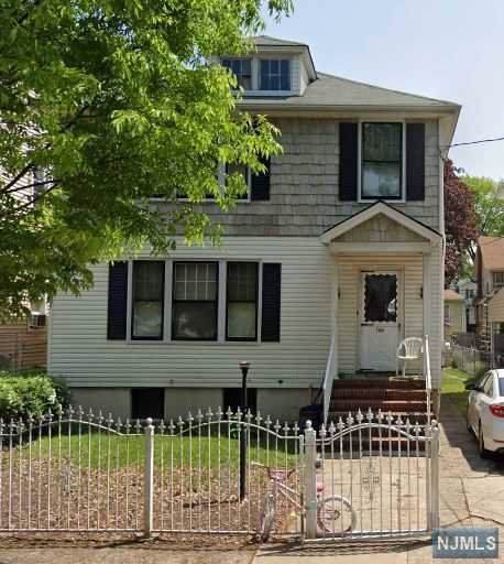 103 10th Street - Photo 1