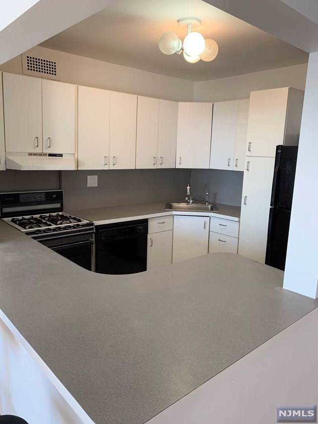 2100 Linwood Avenue - Photo 1