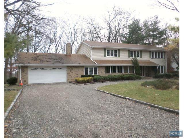 103 Douglas Drive - Photo 1
