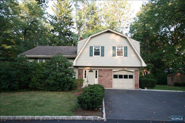 129 Garfield Street - Photo 1