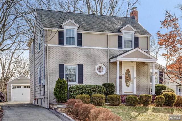 20 Sanderson Avenue - Photo 1