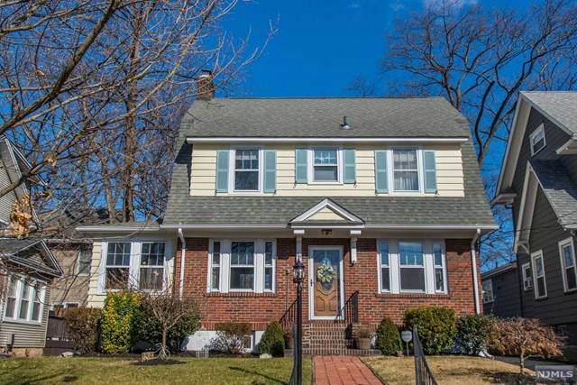 38 Raymond Avenue - Photo 1