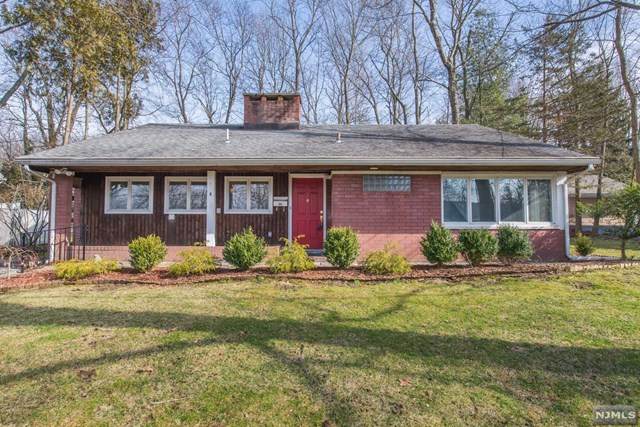 8 Forest Terrace - Photo 1