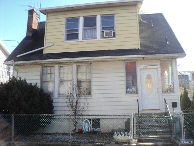 100 Montgomery Avenue - Photo 1