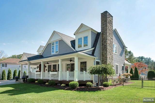 164 Village Circle West - Photo 1 164 Village Circle West - Photo 1