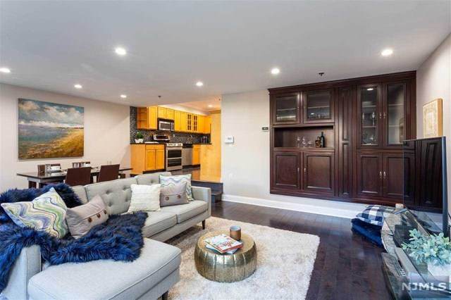 331 Jefferson Street - Photo 1
