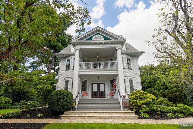 29 Colonial Terrace - Photo 1