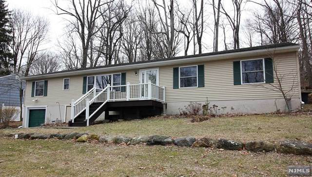 12 Whaleback Terrace - Photo 1
