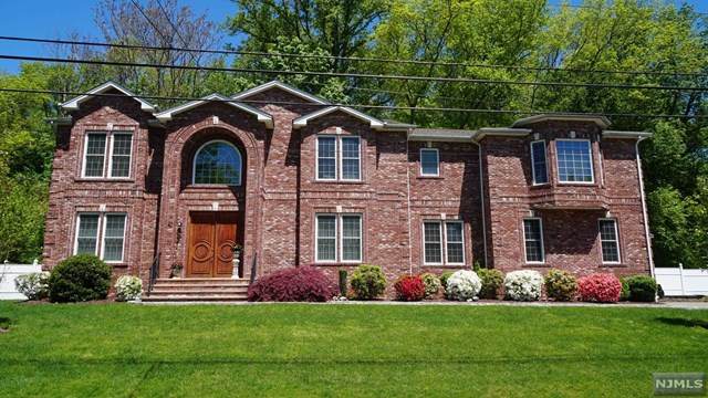 40 Glenwood Avenue - Photo 1