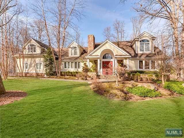 19 Robin Ridge Road - Photo 1