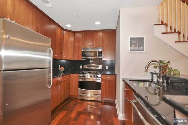 7400 River Road - Photo 1