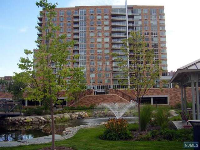 1717 Hudson Park - Photo 1
