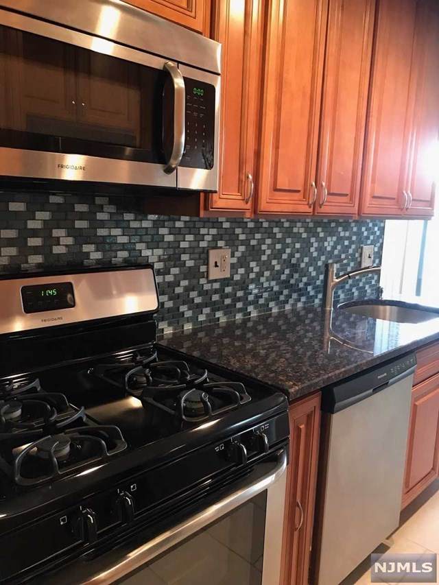11 River Road - Photo 1