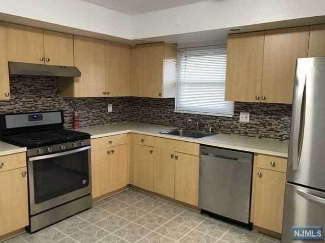 1522 10th Street - Photo 1