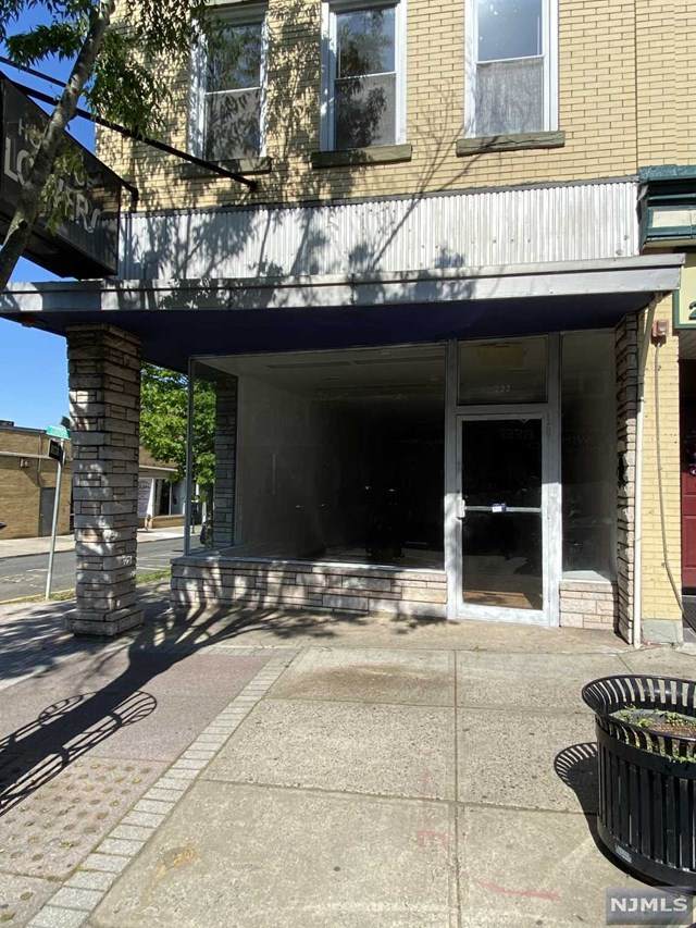 222 Main Street - Photo 1