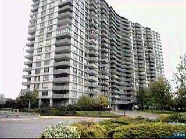 2100 Linwood Avenue - Photo 1