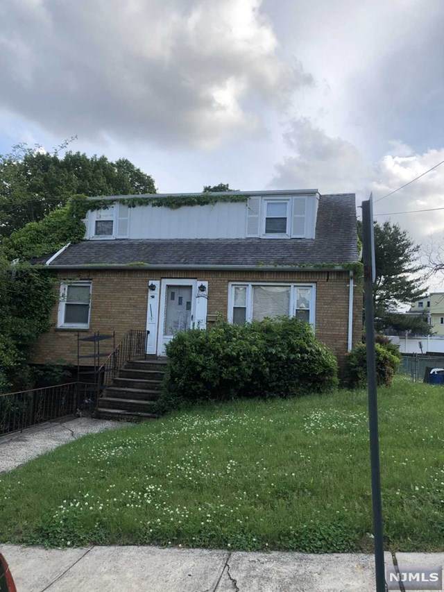 167 Leonard Place - Photo 1