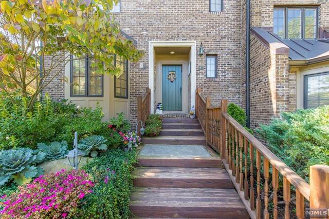 47 Whitney Hill - Photo 1