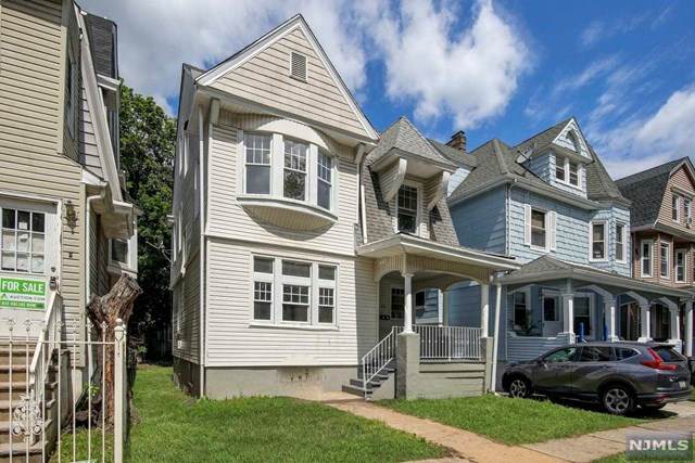 35 17th Street - Photo 1