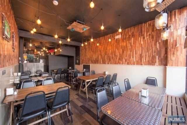 148 Bloomfield Avenue - Photo 1