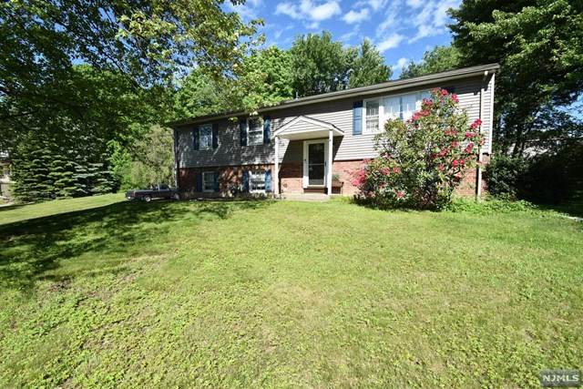 33 Wesley Drive - Photo 1