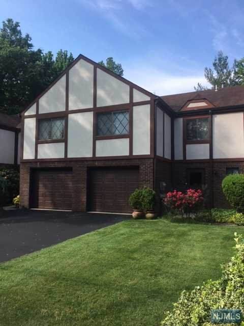 54 Palisades Avenue - Photo 1
