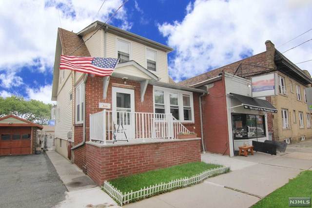 264-266 Davis Avenue - Photo 1