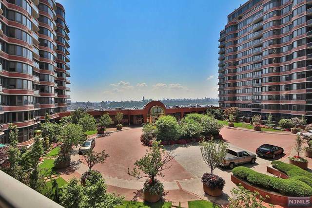 100 Carlyle Drive - Photo 1