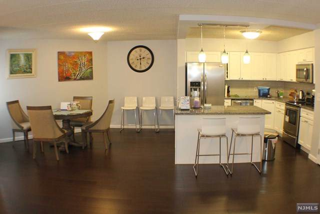 290 Anderson Street - Photo 1